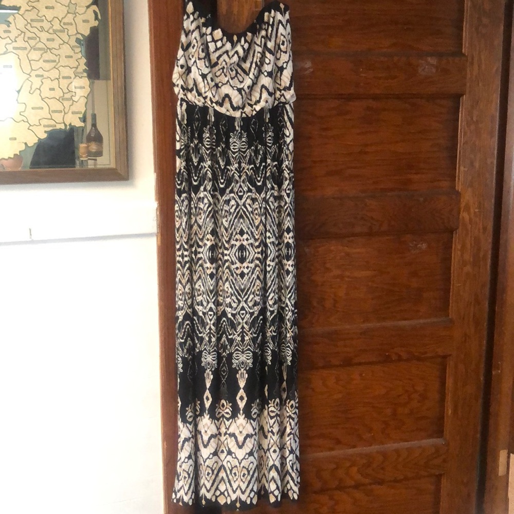 Long, strapless dress